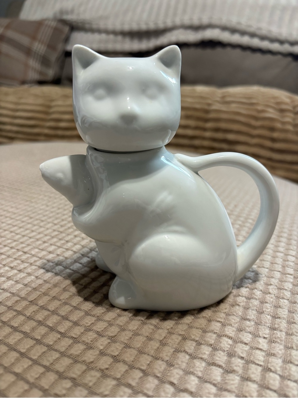 White Cat Ceramic‎ Teapot - Cute Cat-Shaped Tea Mug
